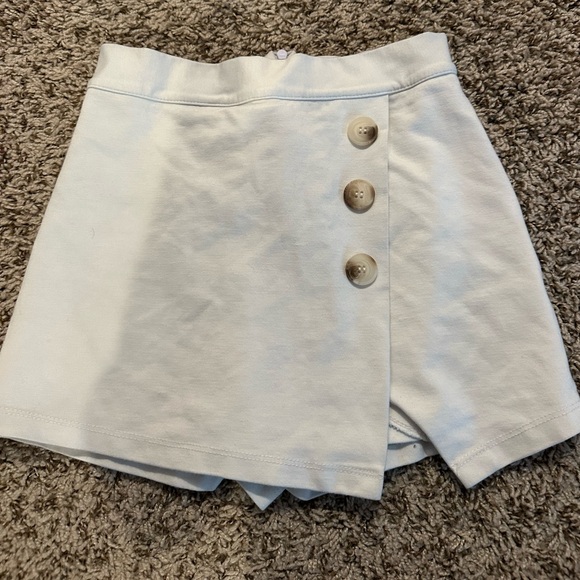 Altar'd State Pants - Altar'd State White Skorts with Frayed Hem